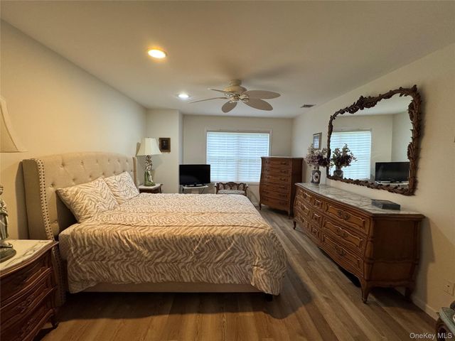 891 Altessa Boulevard, Melville, NY 11747