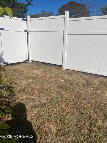 5 Sprucewood Drive, Brick, NJ 08723