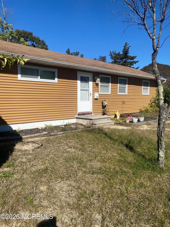 5 Sprucewood Drive, Brick, NJ 08723