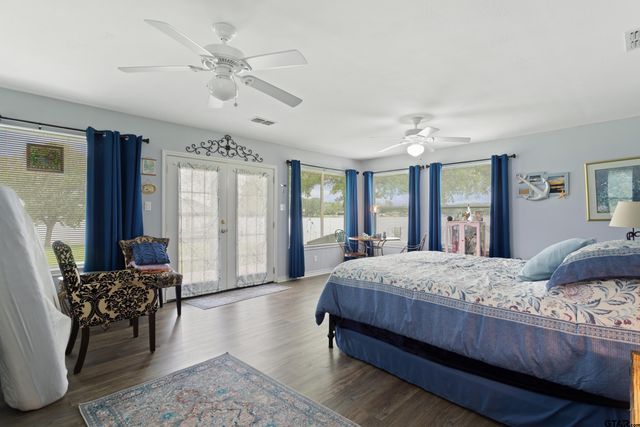 288 County Road 3133, Jacksonville, TX 75766