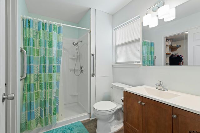 288 County Road 3133, Jacksonville, TX 75766