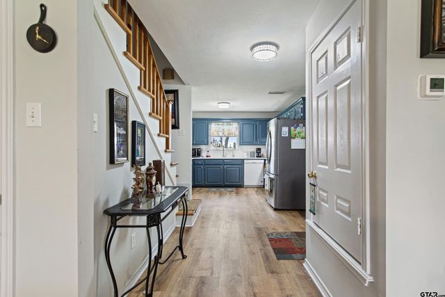 288 County Road 3133, Jacksonville, TX 75766