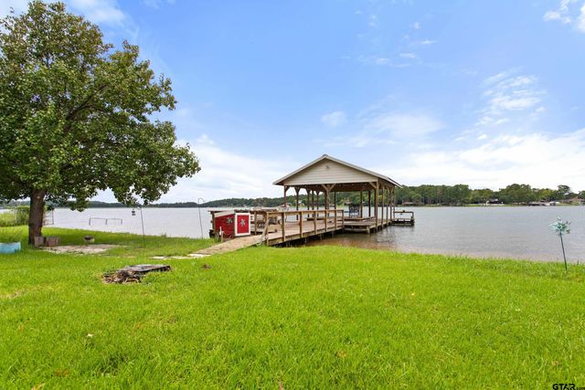 288 County Road 3133, Jacksonville, TX 75766