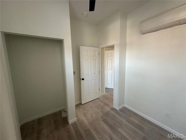 3805 Hartford Street, St Louis, MO 63116