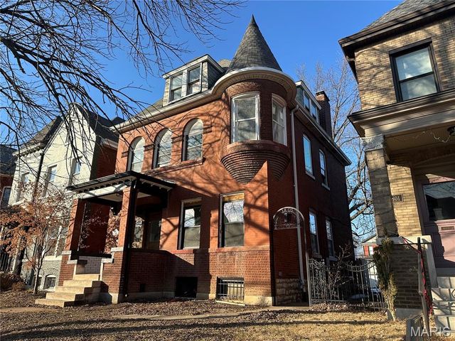 3805 Hartford Street, St Louis, MO 63116
