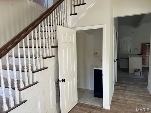 3805 Hartford Street, St Louis, MO 63116