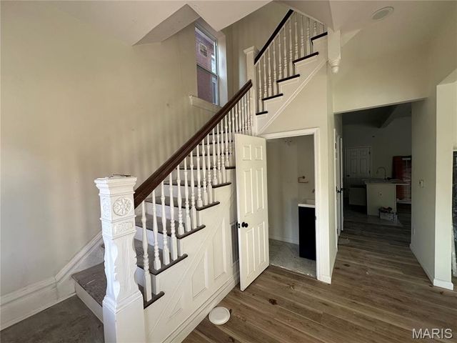 3805 Hartford Street, St Louis, MO 63116