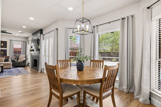 3514 Pine Chase Drive, Pearland, TX 77581