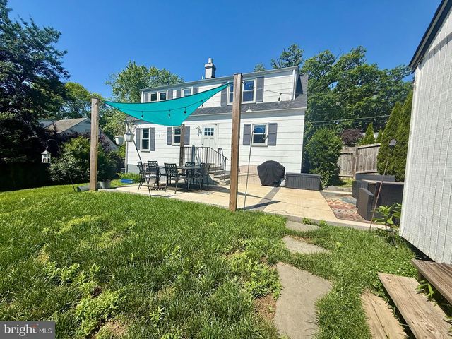 2903 OAK KNOLL DR, Falls Church, VA 22042