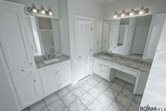 10673 Hillshire Ave, Baton Rouge, LA 70810