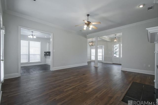 10673 Hillshire Ave, Baton Rouge, LA 70810
