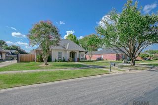10673 Hillshire Ave, Baton Rouge, LA 70810
