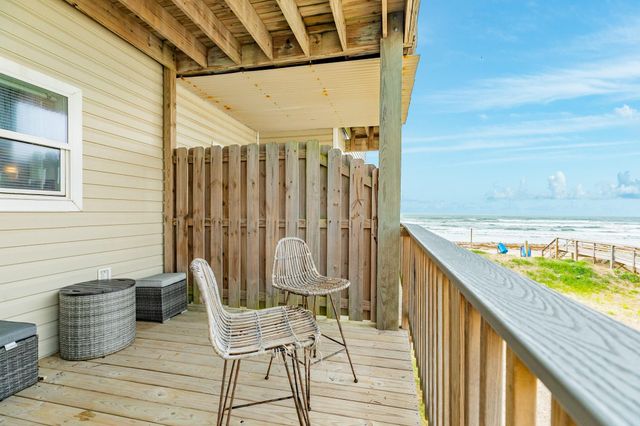 116 Howard Avenue G, Surfside Beach, TX 77541
