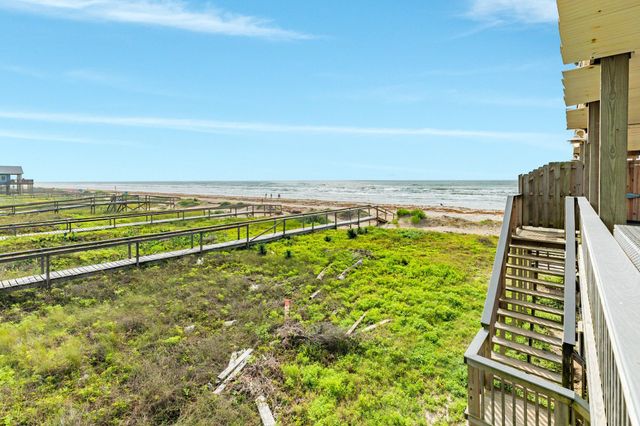 116 Howard Avenue G, Surfside Beach, TX 77541