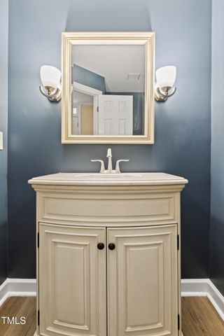 112 Lomond Lane, Cary, NC 27518