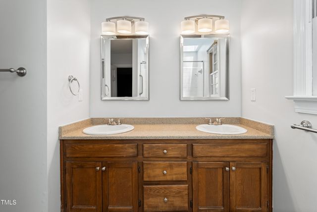 112 Lomond Lane, Cary, NC 27518