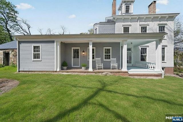 142 Island Road, Mahwah, NJ 07430