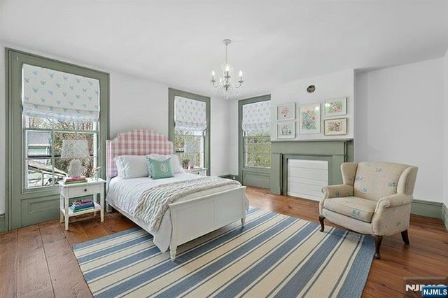 142 Island Road, Mahwah, NJ 07430