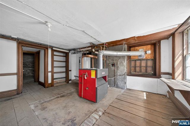 142 Island Road, Mahwah, NJ 07430