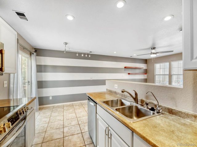 5527 E 100th Way, Thornton, CO 80229