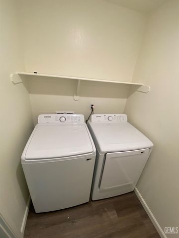 5917 Vespucci Avenue, Bakersfield, CA 93313