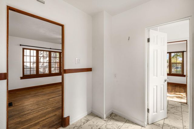 615 Lead Avenue SE, Albuquerque, NM 87102