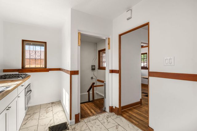 615 Lead Avenue SE, Albuquerque, NM 87102