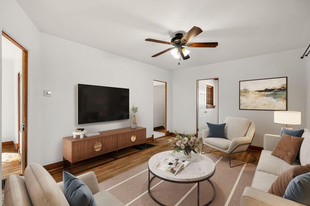 615 Lead Avenue SE, Albuquerque, NM 87102