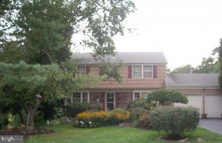 26 TWIG LN, Willingboro, NJ 08046