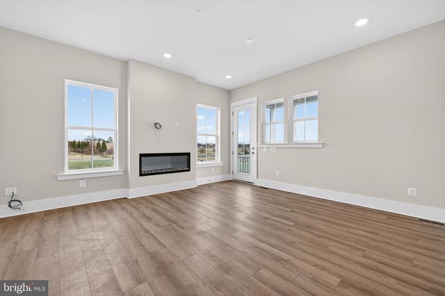 1152 POTOMAC VIEW PKWY, Brunswick, MD 21716