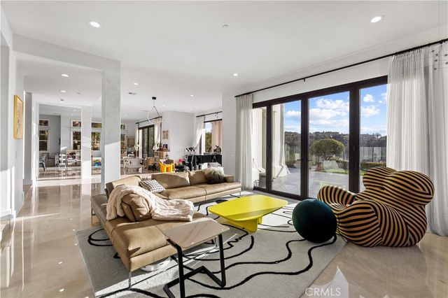 37 Vista Luci, Newport Coast, CA 92657