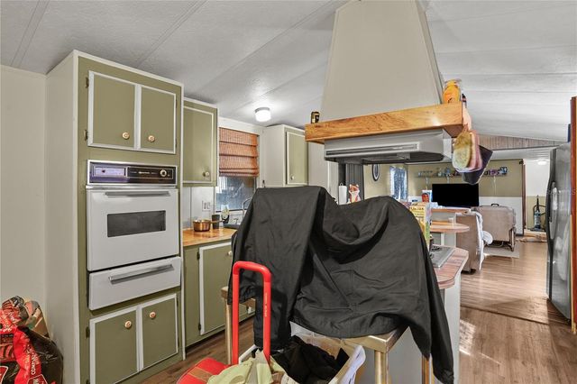 14022 N 301 HIGHWAY, Thonotosassa, FL 33592