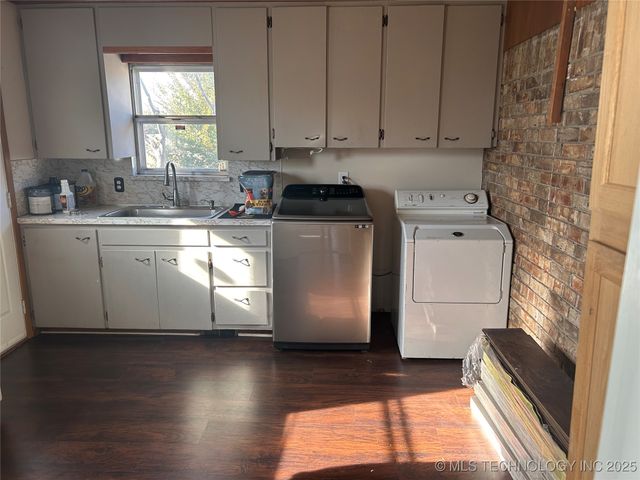 2313 S 82nd East Avenue, Tulsa, OK 74129