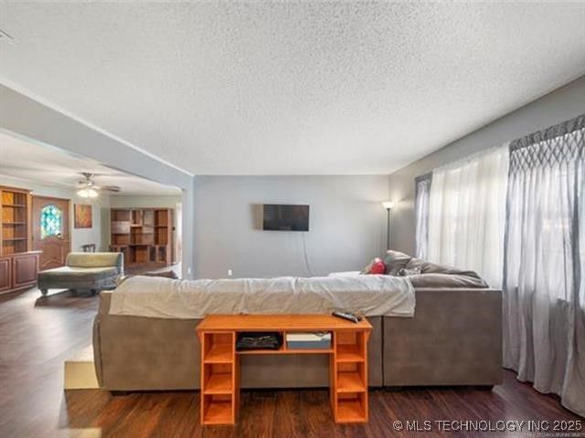 2313 S 82nd East Avenue, Tulsa, OK 74129