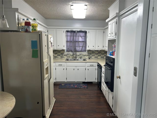 2313 S 82nd East Avenue, Tulsa, OK 74129