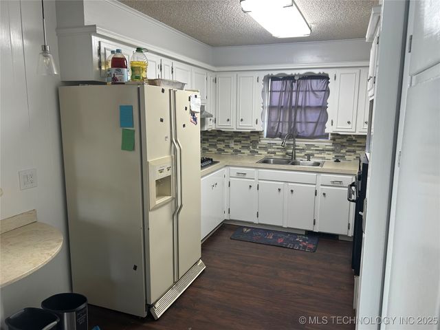 2313 S 82nd East Avenue, Tulsa, OK 74129