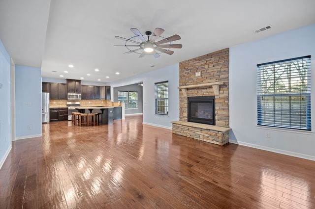 629 Goodman Dr, Gallatin, TN 37066