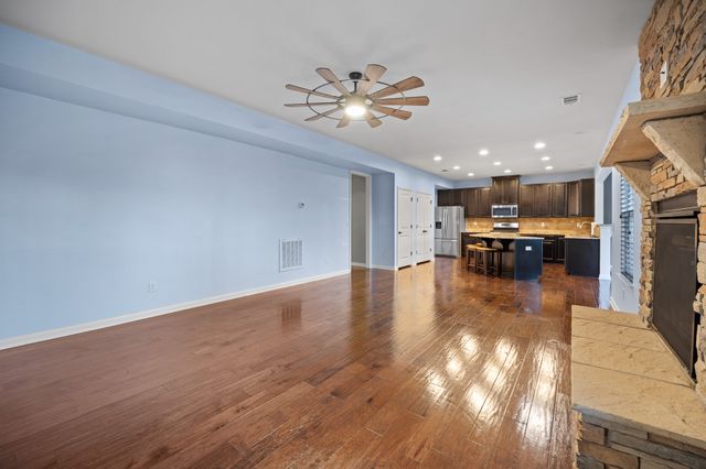 629 Goodman Dr, Gallatin, TN 37066