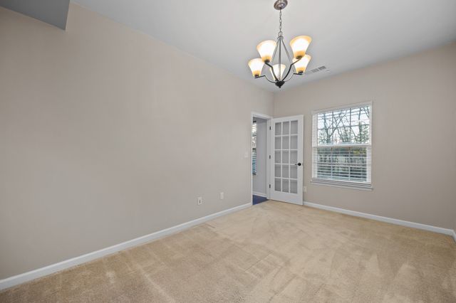 629 Goodman Dr, Gallatin, TN 37066