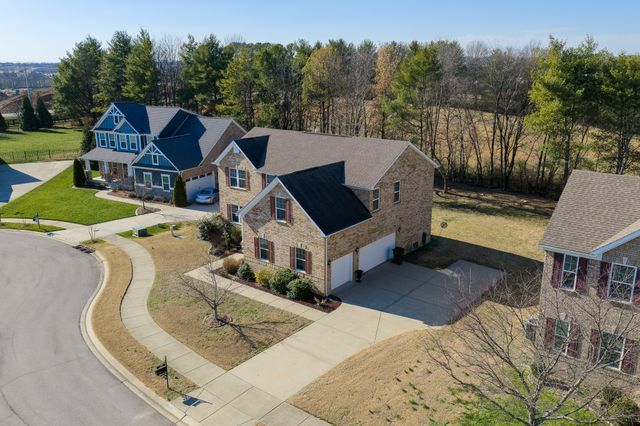 629 Goodman Dr, Gallatin, TN 37066