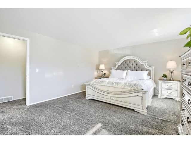 4099 E Caley Cir, Centennial, CO 80121