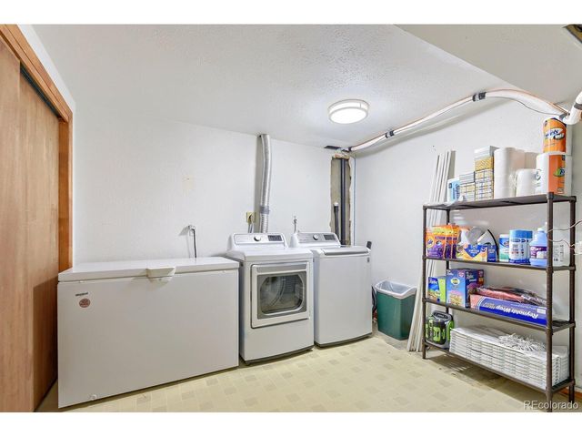 4099 E Caley Cir, Centennial, CO 80121