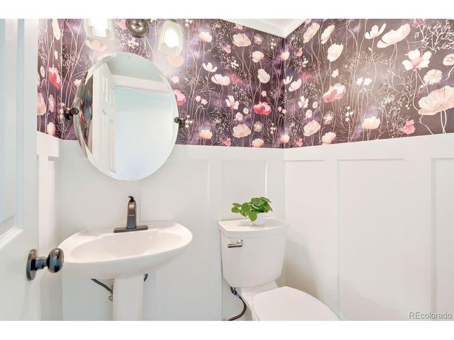 4099 E Caley Cir, Centennial, CO 80121