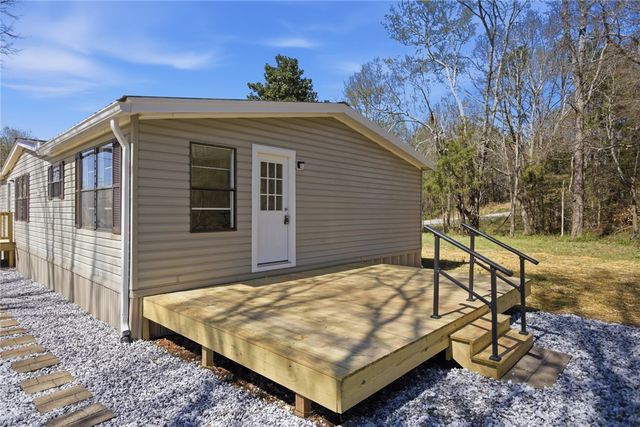 202 Greenbriar Drive, Seneca, SC 29678