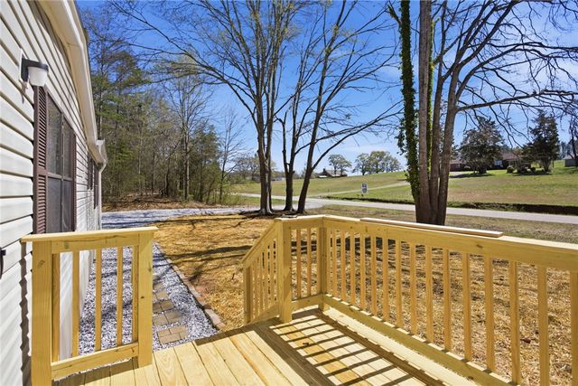 202 Greenbriar Drive, Seneca, SC 29678