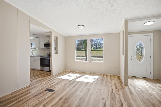 202 Greenbriar Drive, Seneca, SC 29678