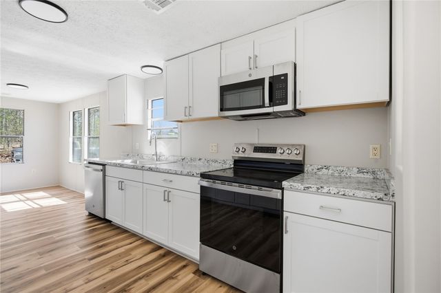 202 Greenbriar Drive, Seneca, SC 29678