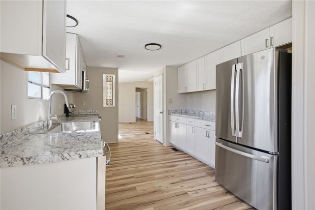 202 Greenbriar Drive, Seneca, SC 29678