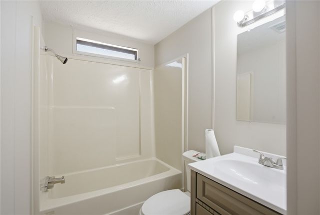 202 Greenbriar Drive, Seneca, SC 29678