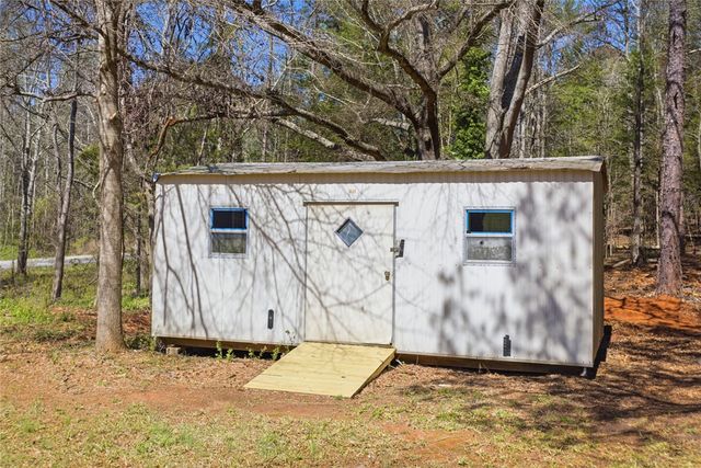 202 Greenbriar Drive, Seneca, SC 29678